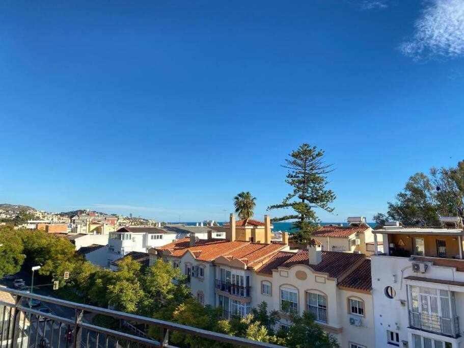 Atico Con Terraza Frente Playa Pedregalejo Leilighet Málaga Eksteriør bilde